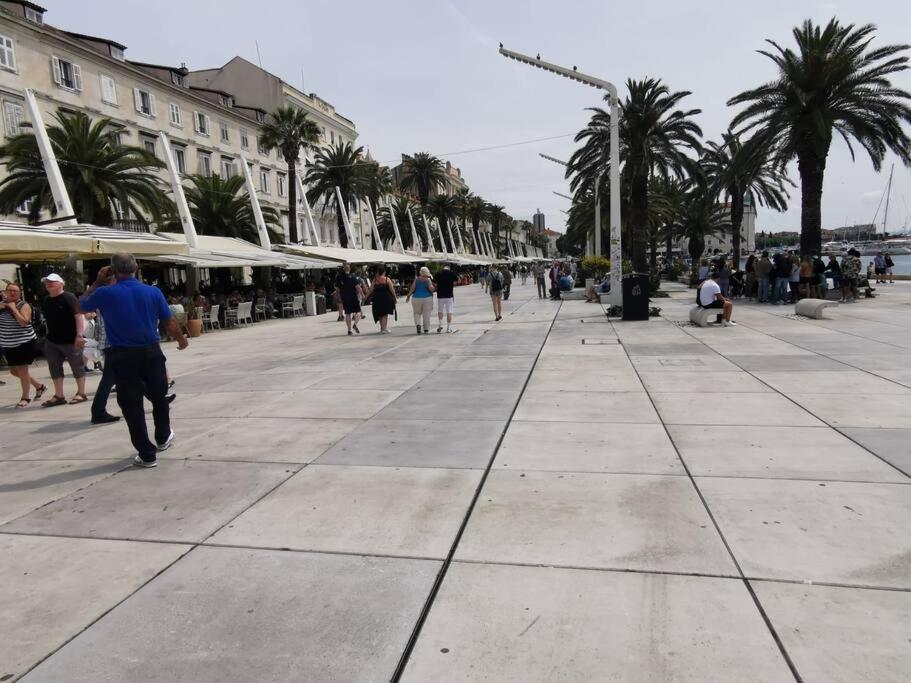 Teni Split Exteriér fotografie
