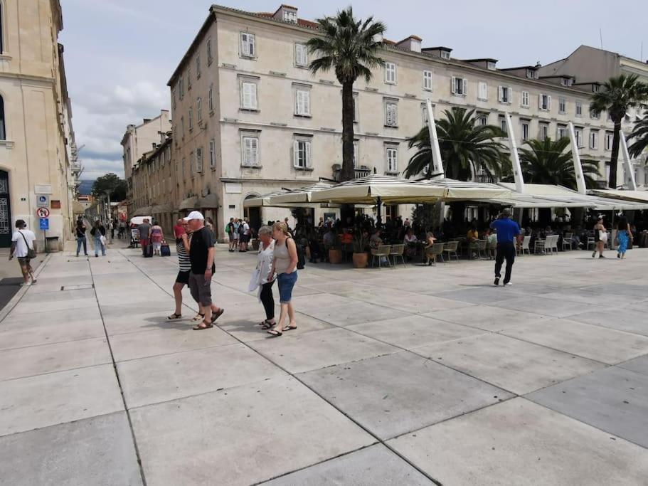 Teni Split Exteriér fotografie