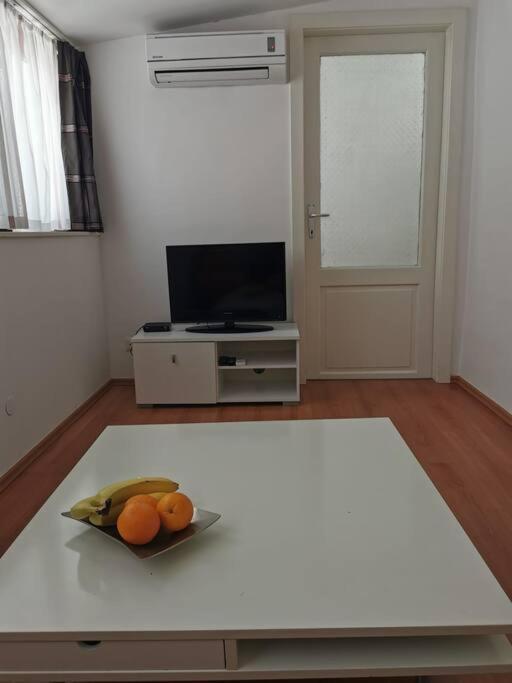Teni Split Exteriér fotografie
