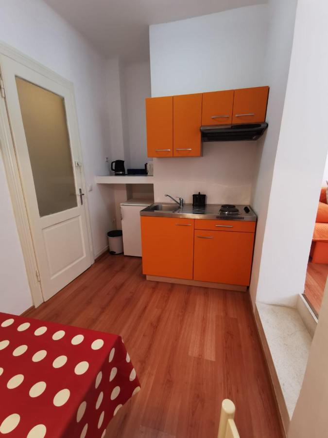 Teni Split Exteriér fotografie